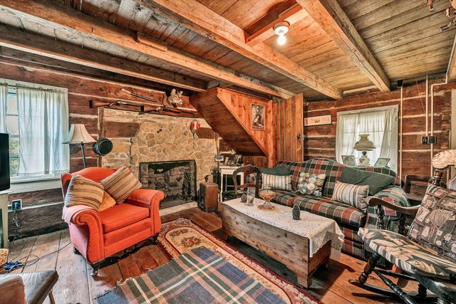1155 Gaston RD, Vinton, VA 24179