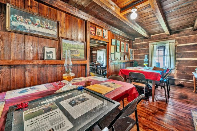 1155 Gaston RD, Vinton, VA 24179