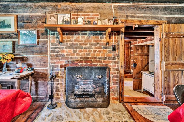 1155 Gaston RD, Vinton, VA 24179