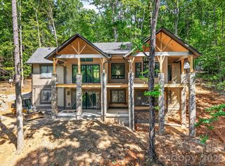 1024 Indian Cave Road, Hendersonville, NC 28739