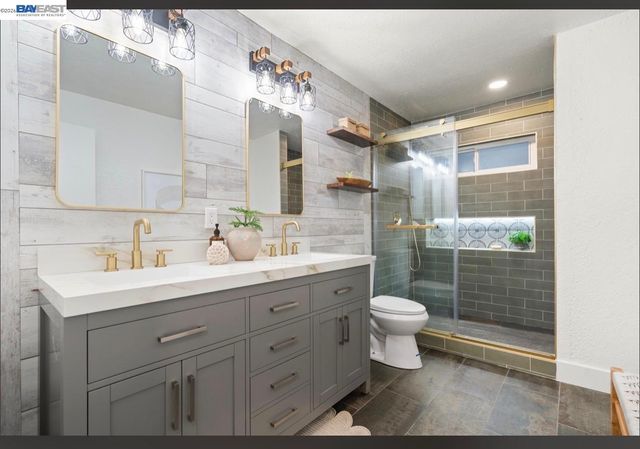 1084 Jamie Dr, Concord, CA 94518