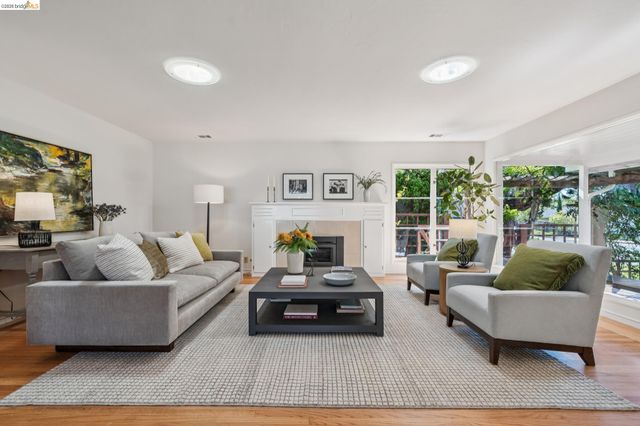 716 Ashbury Ave, El Cerrito, CA 94530