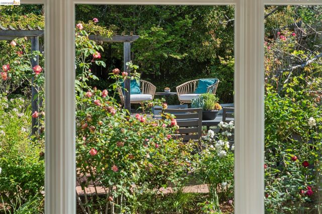 716 Ashbury Ave, El Cerrito, CA 94530