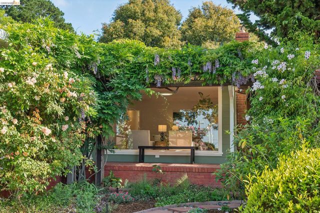 716 Ashbury Ave, El Cerrito, CA 94530