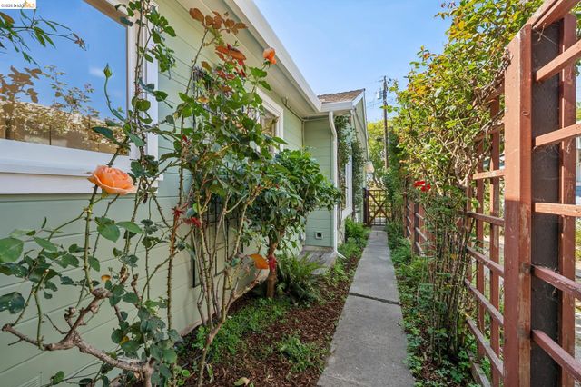 716 Ashbury Ave, El Cerrito, CA 94530