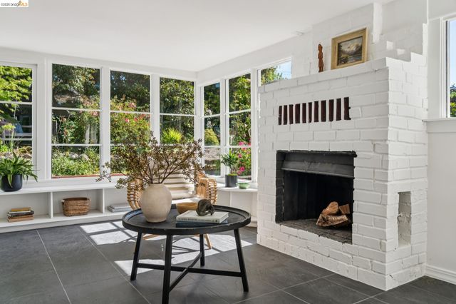 716 Ashbury Ave, El Cerrito, CA 94530