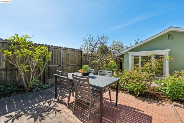 716 Ashbury Ave, El Cerrito, CA 94530