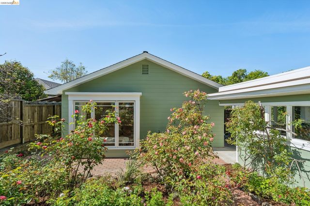 716 Ashbury Ave, El Cerrito, CA 94530