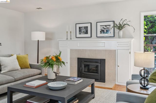 716 Ashbury Ave, El Cerrito, CA 94530