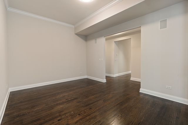 30 W ERIE Street 501, Chicago, IL 60654