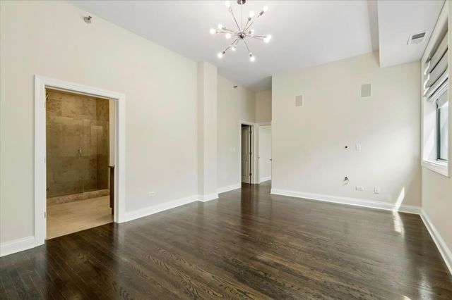 30 W ERIE Street 501, Chicago, IL 60654