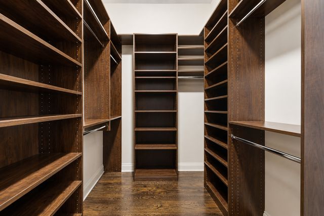 30 W ERIE Street 501, Chicago, IL 60654