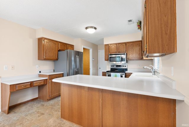 7316 Abington Drive, Fort Wayne, IN 46835