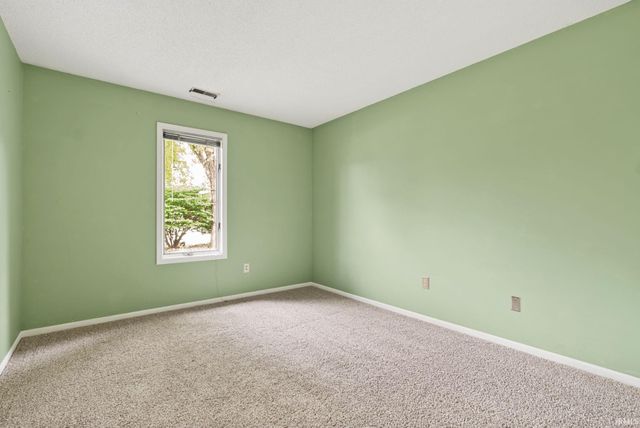 7316 Abington Drive, Fort Wayne, IN 46835