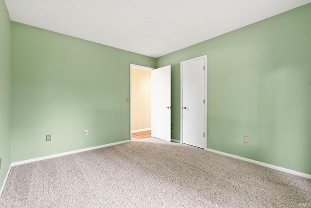7316 Abington Drive, Fort Wayne, IN 46835