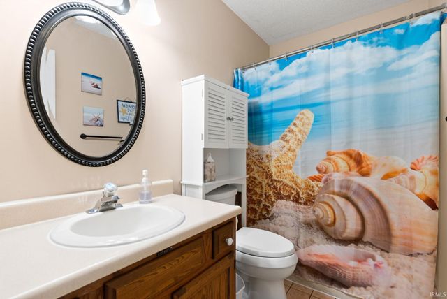 7316 Abington Drive, Fort Wayne, IN 46835