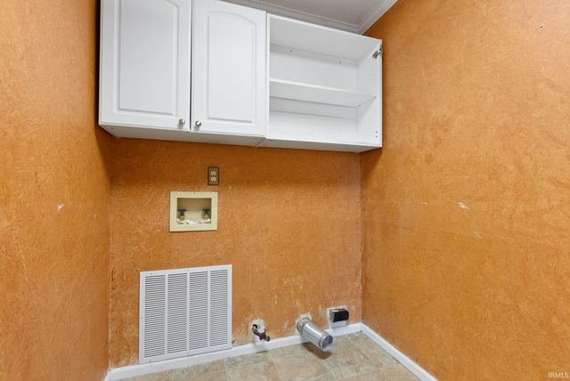 7316 Abington Drive, Fort Wayne, IN 46835