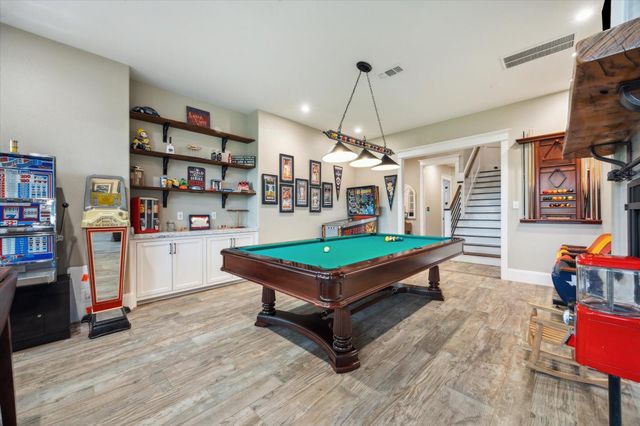 1255 Bronco Trail, Angleton, TX 77515