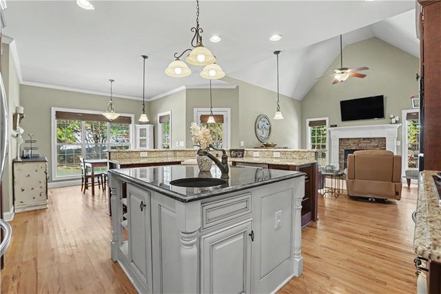 124 Waterford Court, Jefferson, GA 30549