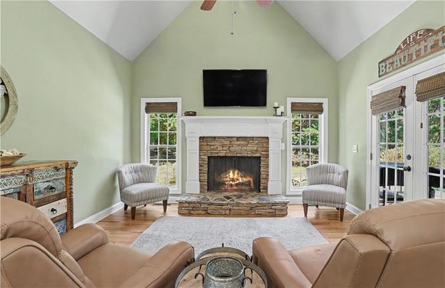 124 Waterford Court, Jefferson, GA 30549