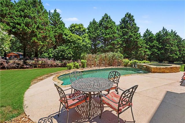 124 Waterford Court, Jefferson, GA 30549