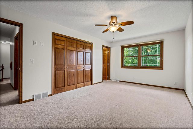 616 Grove STREET, Onalaska, WI 54650