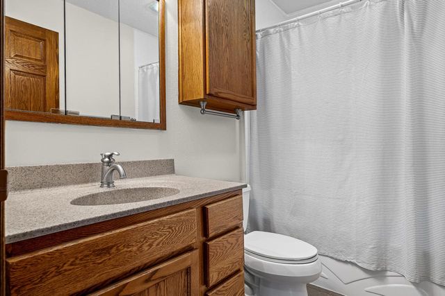 616 Grove STREET, Onalaska, WI 54650