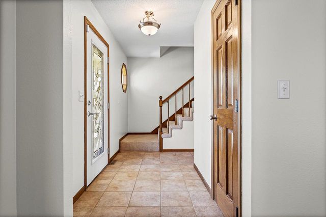 616 Grove STREET, Onalaska, WI 54650