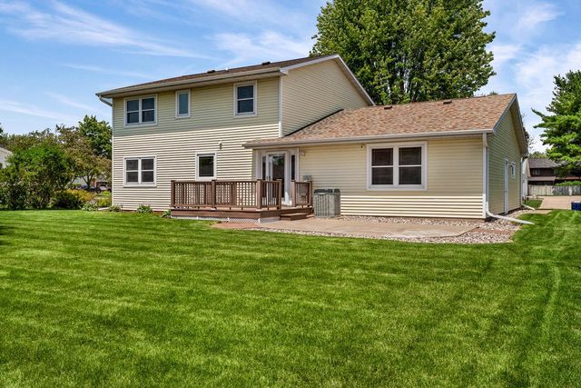 616 Grove STREET, Onalaska, WI 54650