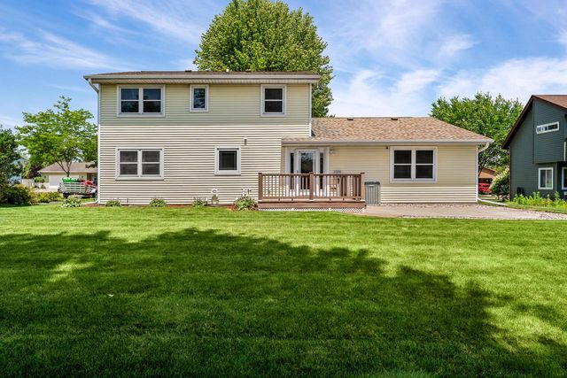 616 Grove STREET, Onalaska, WI 54650