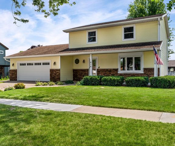 616 Grove STREET, Onalaska, WI 54650