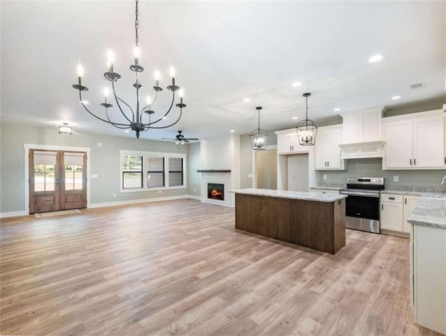 1885 Post Road, Cleveland, GA 30528