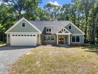 1885 Post Road, Cleveland, GA 30528