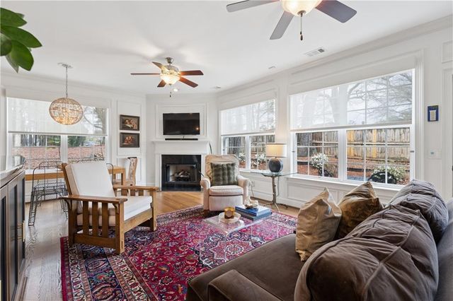 2838 Jordan Oaks Lane, Decatur, GA 30033