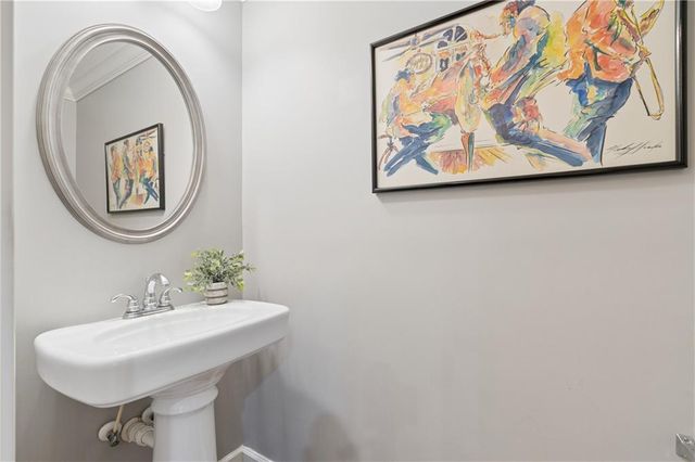 2838 Jordan Oaks Lane, Decatur, GA 30033