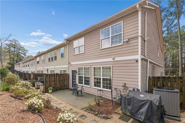 2838 Jordan Oaks Lane, Decatur, GA 30033