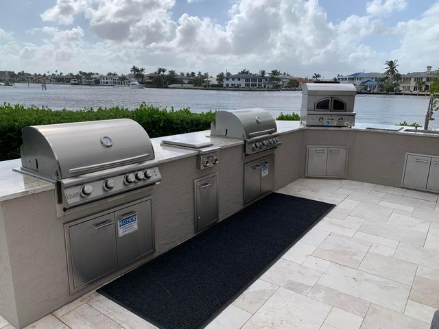 3604 S Ocean Boulevard 101, Highland Beach, FL 33487