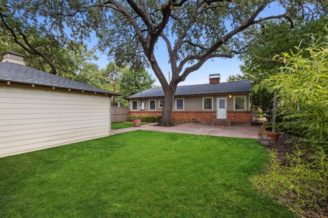 5102 W Mockingbird Lane, Dallas, TX 75209