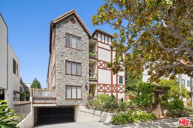 1247 10th Street 4, Santa Monica, CA 90401