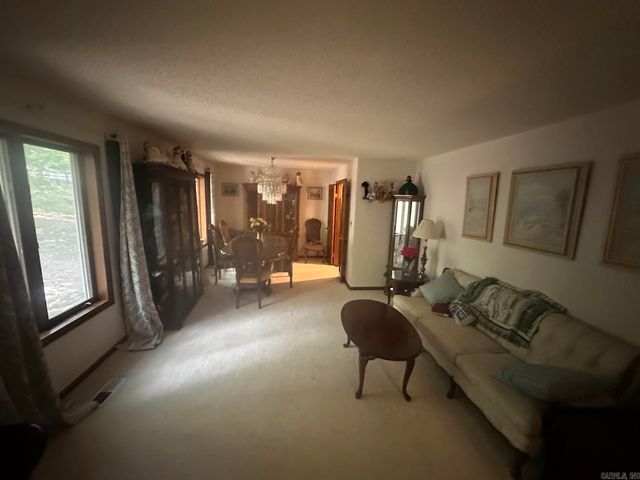 6 La Estrada Lane, Hot Springs Village, AR 71909