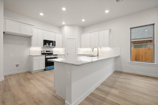 2905 Harvest Avenue, Wolfforth, TX 79382