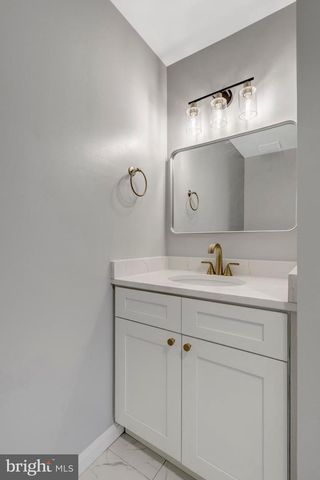 13512 APPLE BARREL CT, Herndon, VA 20171