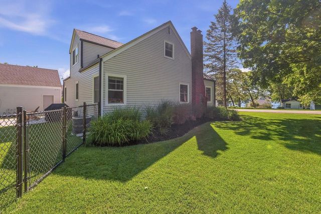 367 S Lawson Drive, Green Lake, WI 54941
