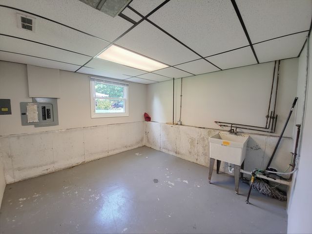 6037 Spring Lane, Matteson, IL 60443