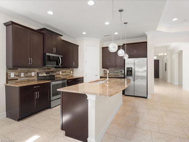 26101 Saint Michael LN, Bonita Springs, FL 34135