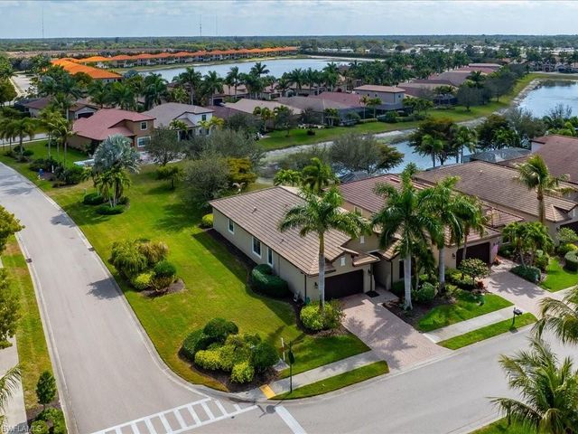 26101 Saint Michael LN, Bonita Springs, FL 34135