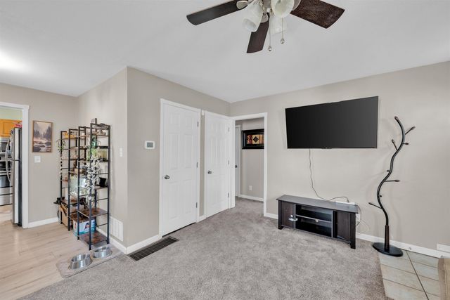 144 S Wire, Haysville, KS 67060