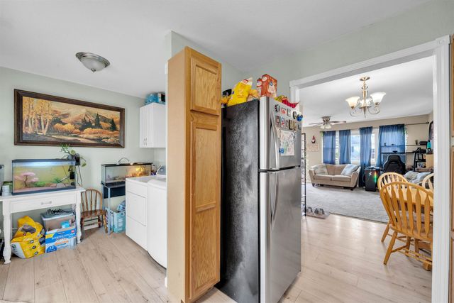 144 S Wire, Haysville, KS 67060