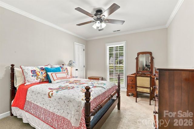 4701 Dawnridge Drive, Charlotte, NC 28226