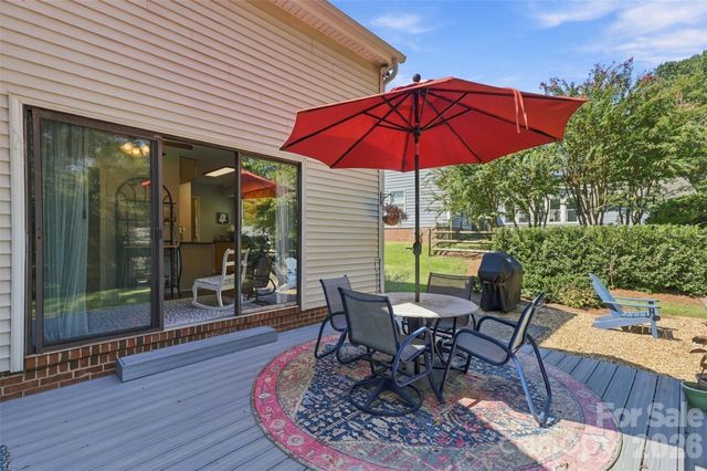 4701 Dawnridge Drive, Charlotte, NC 28226